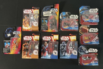 Lot 680 - A group of modern STAR WARS Kenner / Hasbro /...