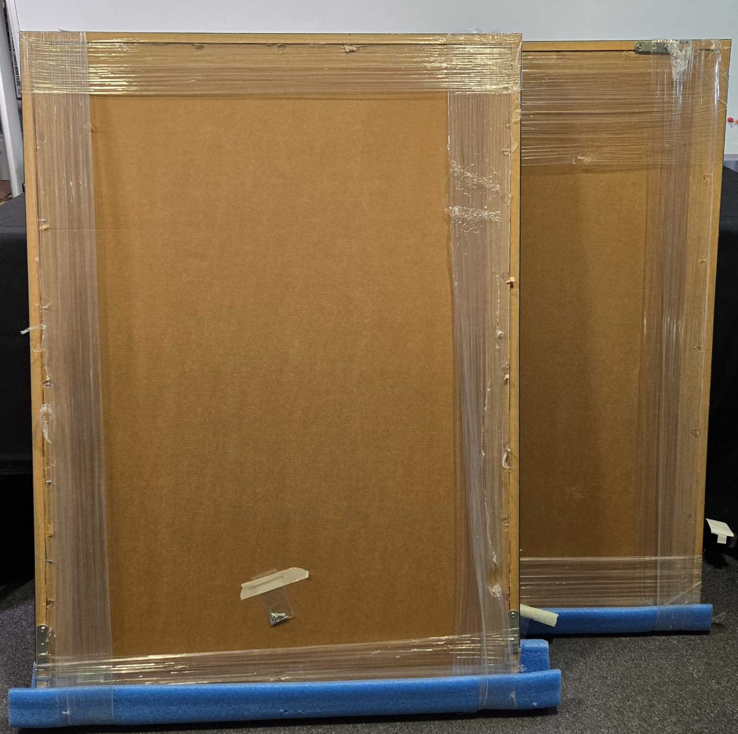 Lot 420 - A group of 4 UK Quad movie poster frames,...