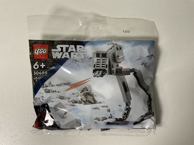 Lot 676 - LEGO STAR WARS rare promotional set, #6346098...