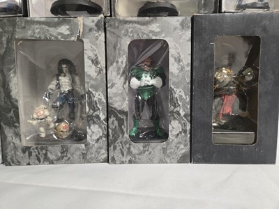 Lot 629 - A group of Eaglemoss DC figures comprising...
