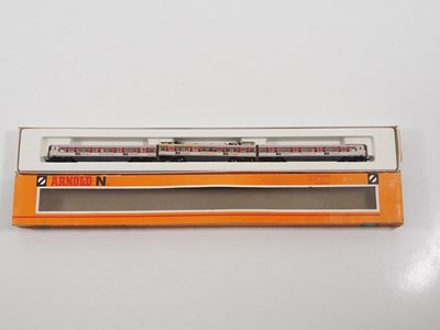 Lot 2 - ARNOLD - An N gauge 2950 3-car German outline...