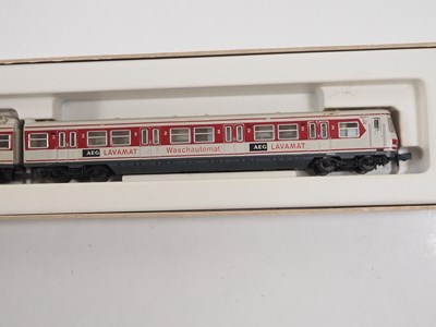 Lot 2 - ARNOLD - An N gauge 2950 3-car German outline...