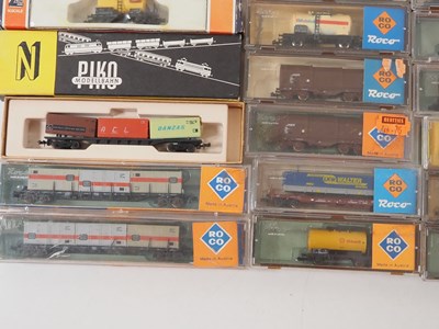Lot 7 - A group of N gauge European outline wagons by...