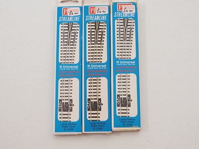 Lot 9 - A group of N gauge track and accessories by...