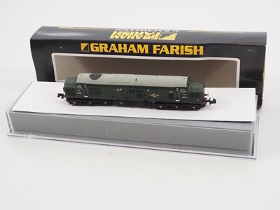 Lot 10 - N gauge diesel and steam locomotives...