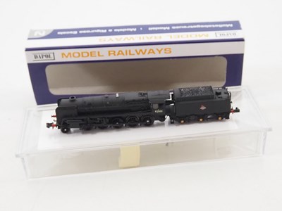 Lot 10 - N gauge diesel and steam locomotives...