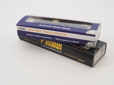 Lot 10 - N gauge diesel and steam locomotives...
