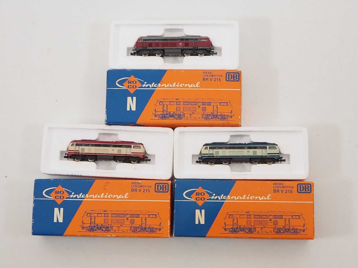 Lot 14 - A trio of ROCO N gauge German outline Class...