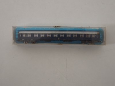 Lot 17 - An N gauge collection of mostly ROCO German...