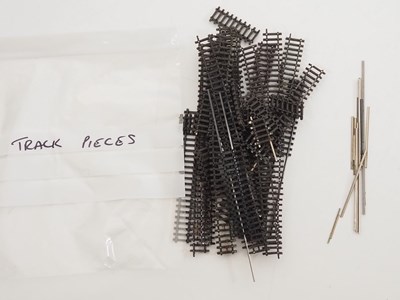 Lot 25 - A large quantity of N gauge track including...