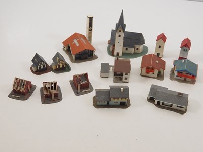 Lot 28 - A large box of N gauge built plastic building...