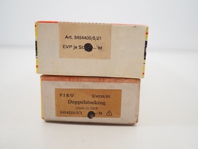 Lot 32 - PIKO - N gauge East German outline diesel...