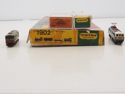 Lot 33 - European Outline N gauge rolling stock -...