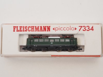 Lot 42 - FLESICHMANN - N gauge German outline diesel...