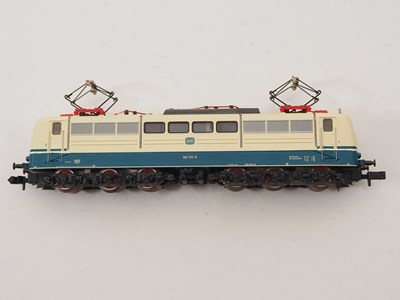 Lot 44 - FLEISCHMANN - N gauge German outline electric...