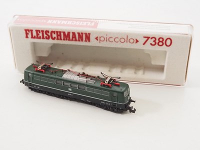 Lot 44 - FLEISCHMANN - N gauge German outline electric...