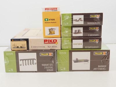 Lot 45 - A landscape of N gauge building kits by FALLER...
