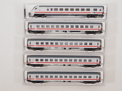 Lot 55 - FLEISCHMANN - N gauge German outline passenger...