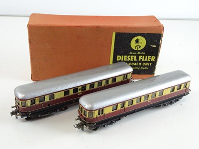 Lot 285 - A TRIX TWIN 2 car "Diesel Flier" railcar in...