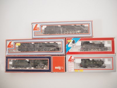 Lot 178 - A group of LIMA OO gauge steam locos in...