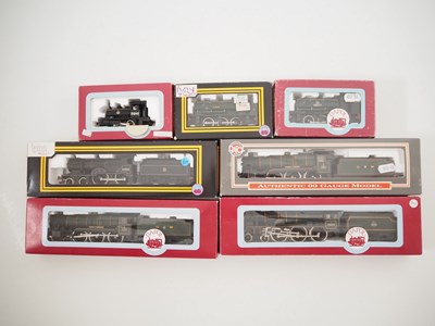 Lot 180 - A group of DAPOL OO gauge steam locos in...