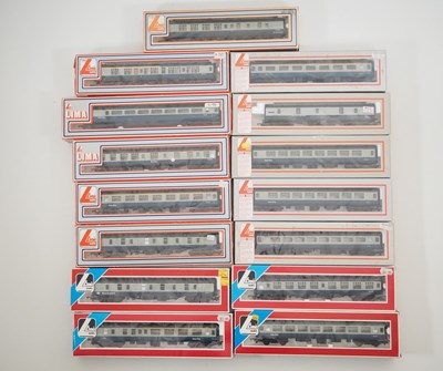 Lot 215 - A quantity of LIMA OO gauge passenger coaches...