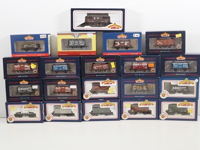 Lot 231 - A group of BACHMANN and OXFORD RAIL OO gauge...