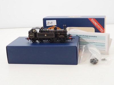 Lot 235 - A BACHMANN OO gauge 31-742SF MR 1532 Class(1P)...