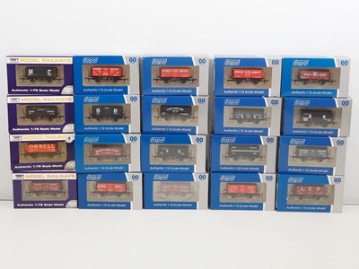 Lot 257 - A group of limited edition DAPOL OO gauge coal...