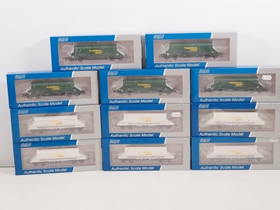 Lot 259 - A group of DAPOL OO gauge HIA bogie hopper...