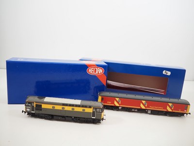 Lot 302 - A pair of HELJAN OO gauge items comprising a...
