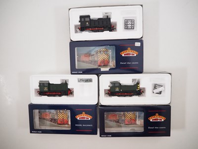 Lot 393 - A group of BACHMANN OO gauge class 04 diesel...