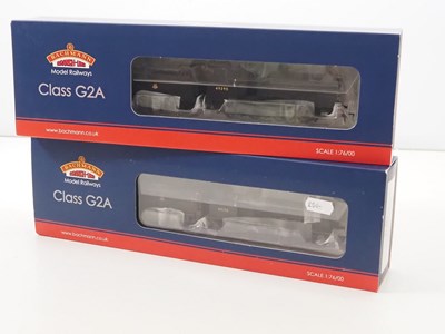 Lot 465 - A pair of BACHMANN OO gauge class G2A steam...