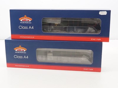 Lot 471 - A pair of BACHMANN OO gauge class A4 steam...