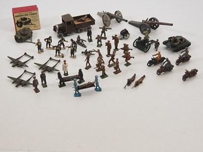 Lot 530 - Mostly unboxed diecast military figures and...