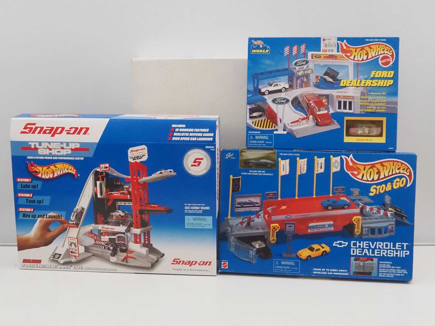 Lot 666 - MATTEL HOTWHEELS sets comprising 'Ford...
