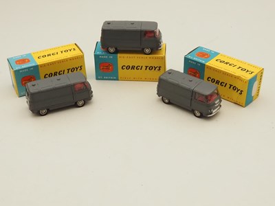 Lot 723 - A group of three scarce CORGI 462 promotional...