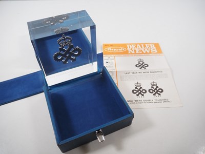 Lot CORGI - The Queen's Award to Industry 1966 as...