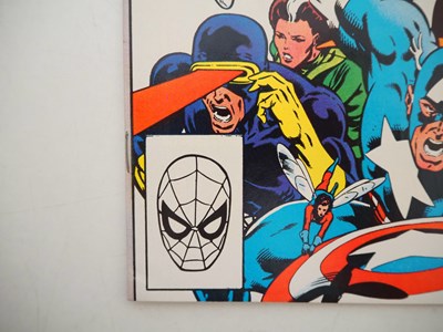 Lot 5 - MARVEL SUPER HEROES SECRET WARS #1 to 12 - (12...