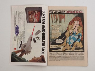Lot 7 - AMAZING SPIDER-MAN #300 - (1988 - MARVEL) -...
