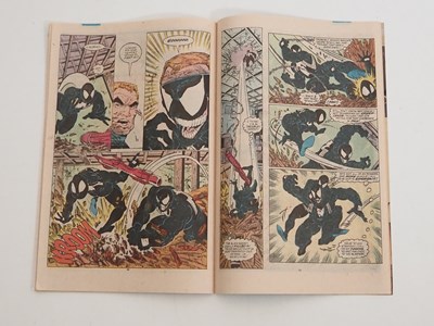 Lot 7 - AMAZING SPIDER-MAN #300 - (1988 - MARVEL) -...