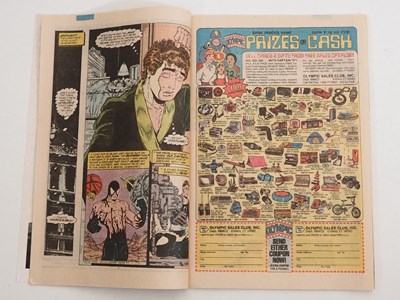 Lot 7 - AMAZING SPIDER-MAN #300 - (1988 - MARVEL) -...