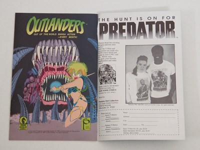 Lot 15 - PREDATOR #1 (1989 - DARK HORSE - FIRST PRINT) -...