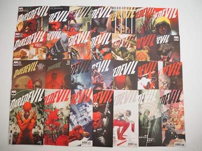 Lot 40 - DAREDEVIL VOL.6 #1 to 26 + ANNUAL #1 (28 in...