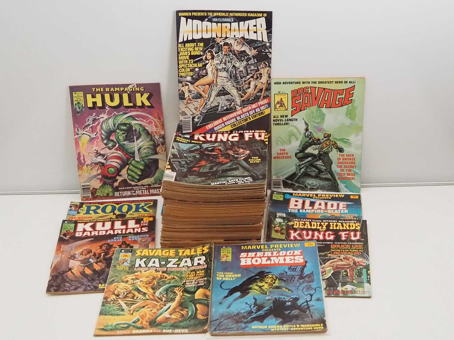 Lot 112 - MIXED MAGAZINE LOT (51 in Lot) - Includes...