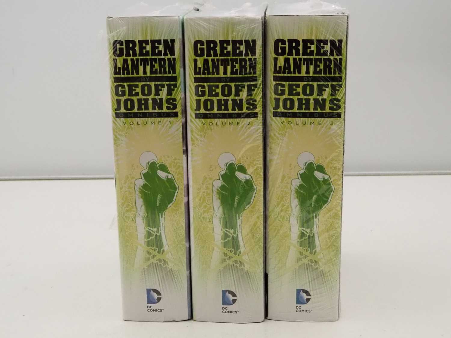 Lot 187 - GREEN LANTERN BY GEOFF JOHNS HARDCOVER OMNIBUS...
