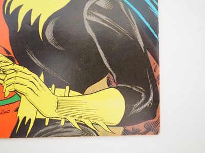 Lot 392 - DETECTIVE COMICS #363 (1967 - DC) - The second...