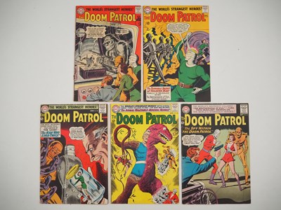Lot 396 - DOOM PATROL #86, 87, 88, 89, 90 (5 in Lot) -...