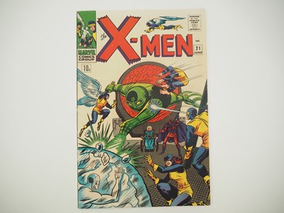 Lot 484 - X-MEN #21 (1966 - MARVEL - UK Price Variant) -...