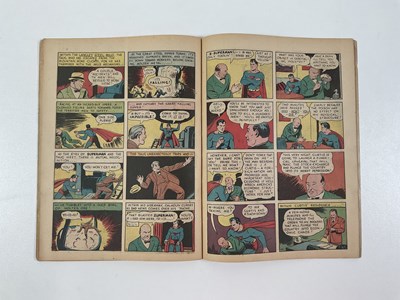 Lot 542 - SUPERMAN #4 (1940 - DC) - The second...